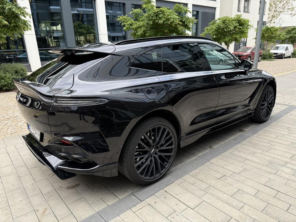 Aston Martin DBX Hatchback 520kw Automat