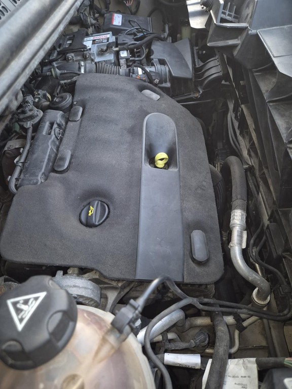 Toyota Proace 2.0 D. 110 KW. 9 miest