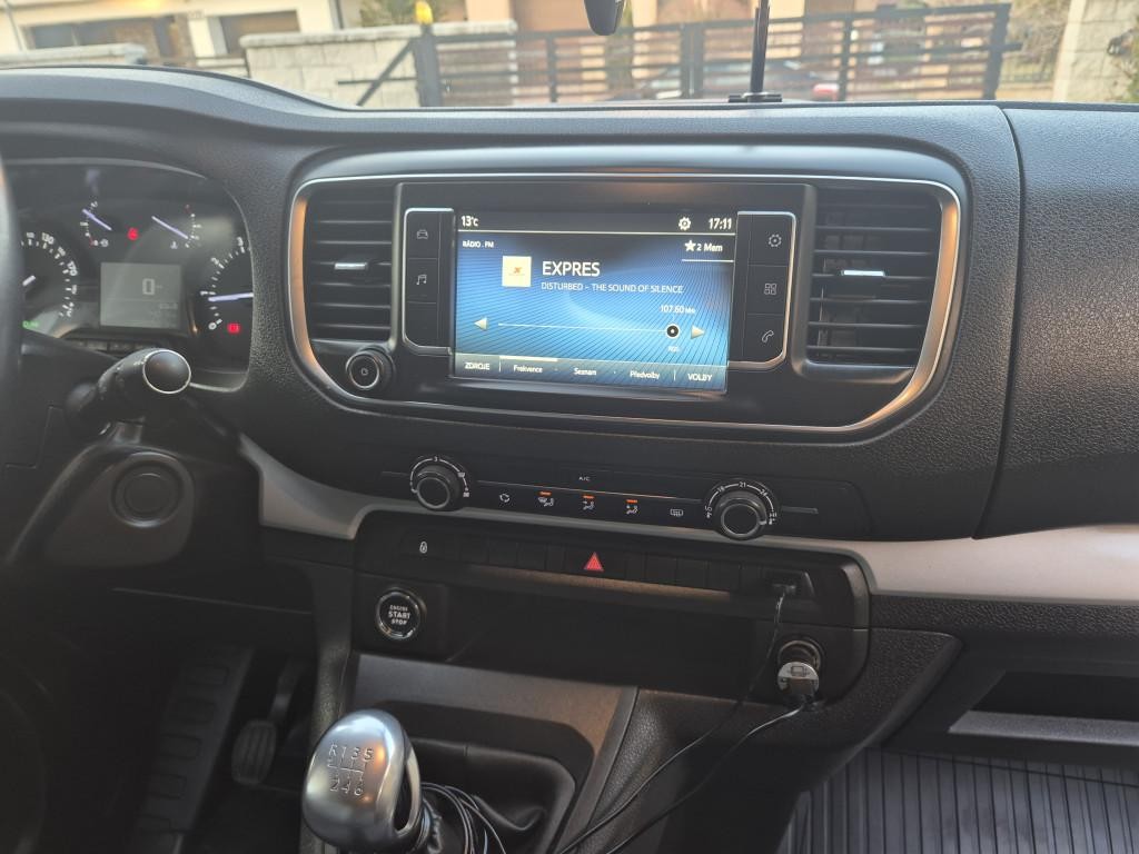 Toyota Proace 2.0 D. 110 KW. 9 miest