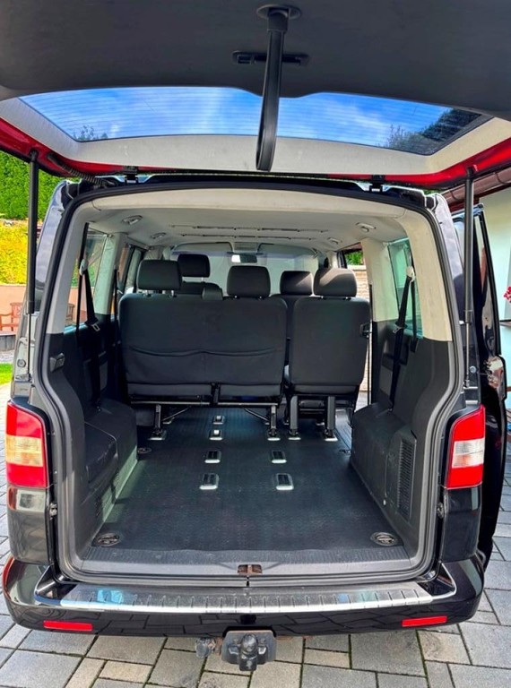 Volkswagen T5 Caravelle 2.5 TDi M6