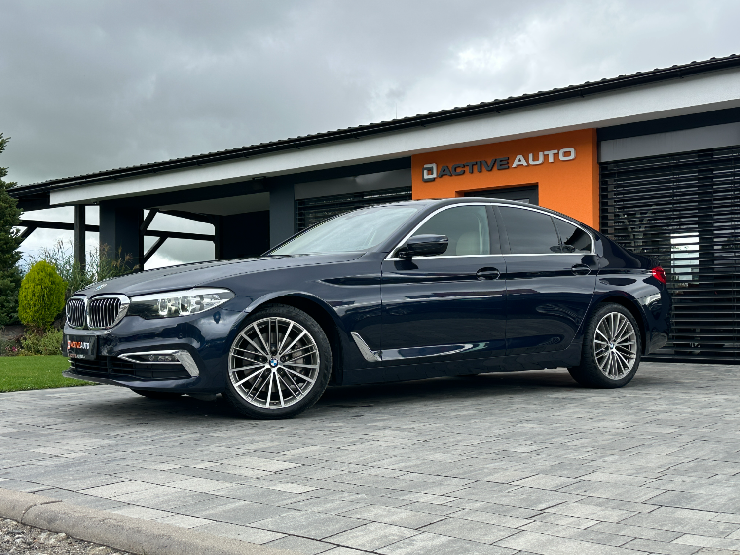 BMW rad 5 530d xDrive A/T