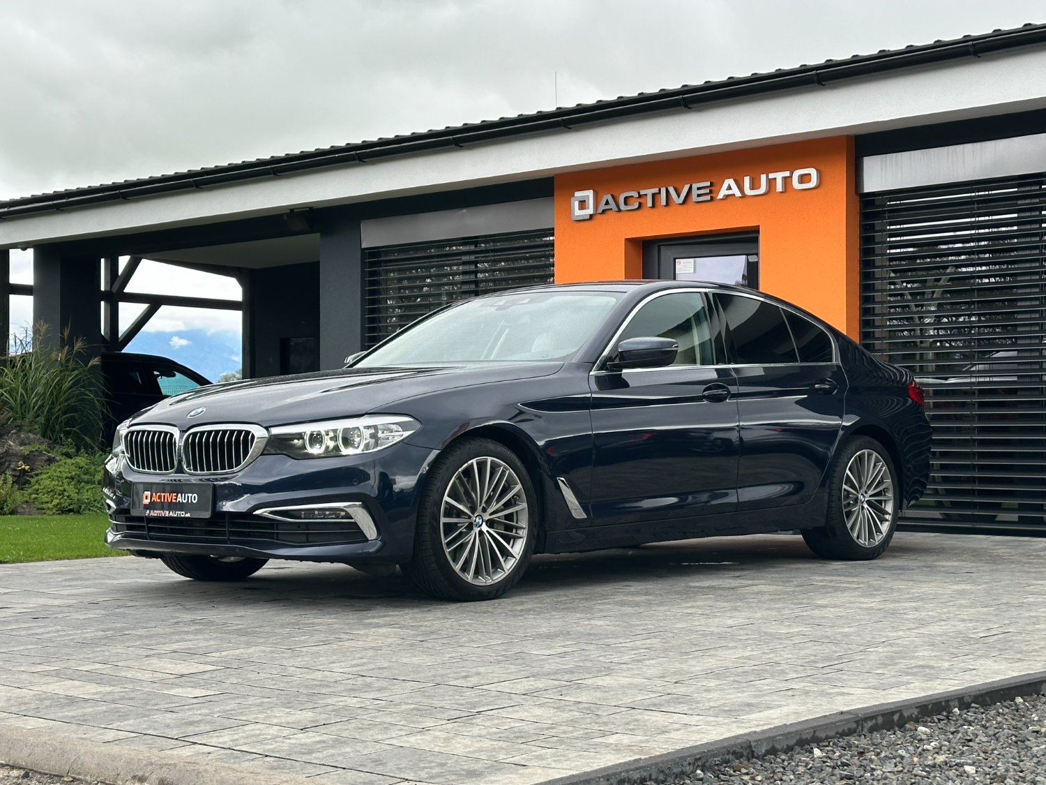 BMW rad 5 530d xDrive A/T