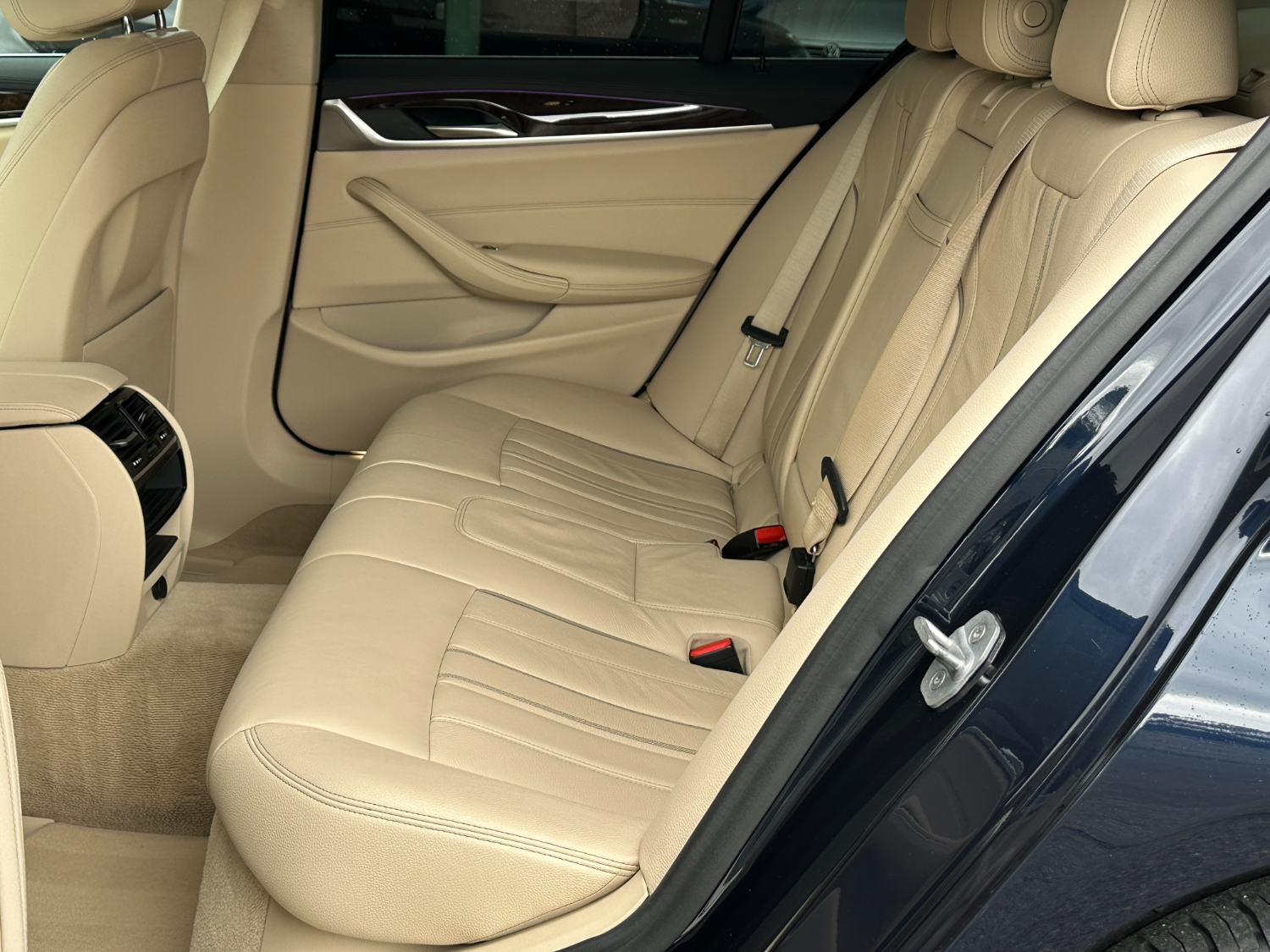 BMW rad 5 530d xDrive A/T