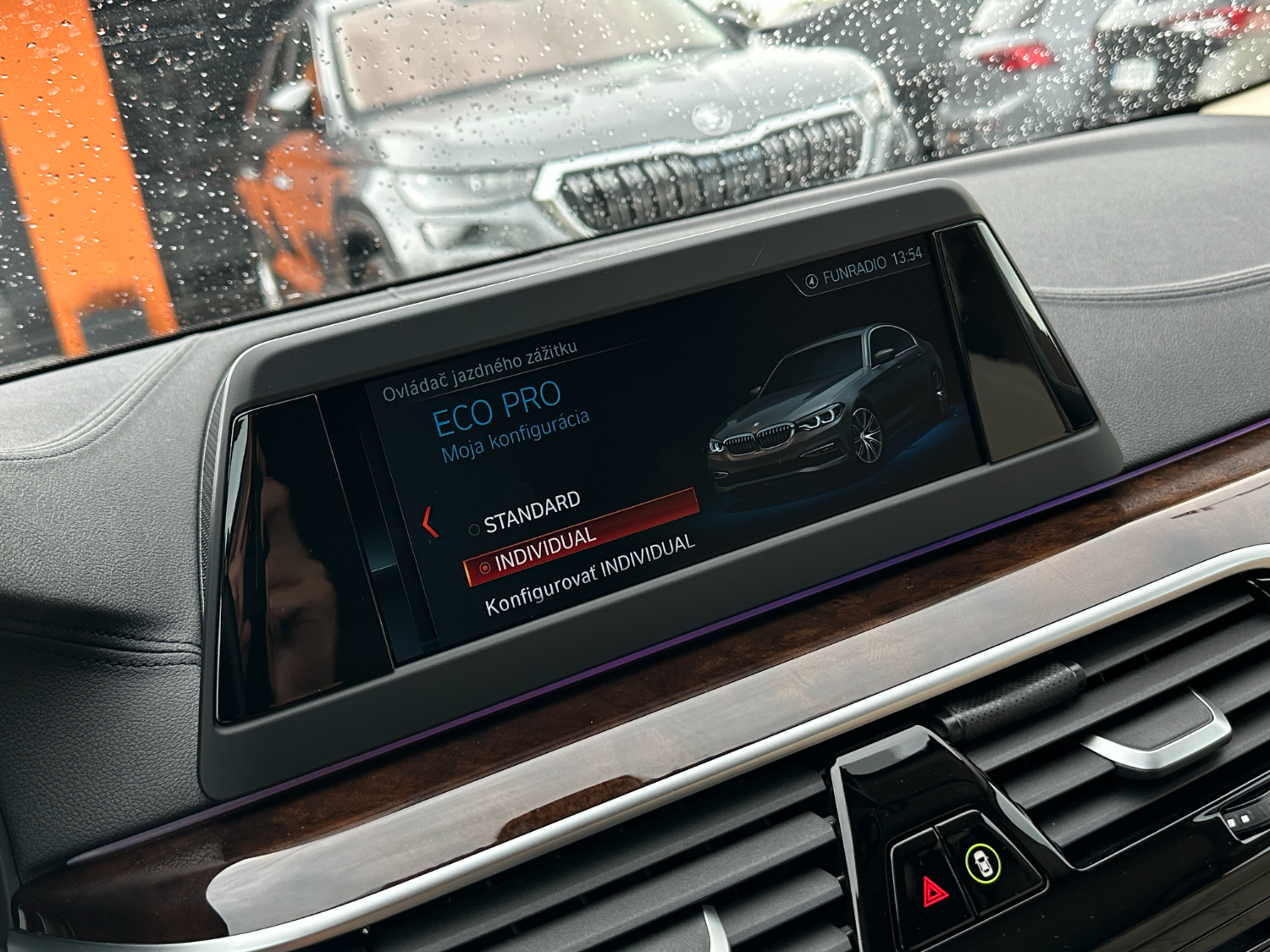 BMW rad 5 530d xDrive A/T