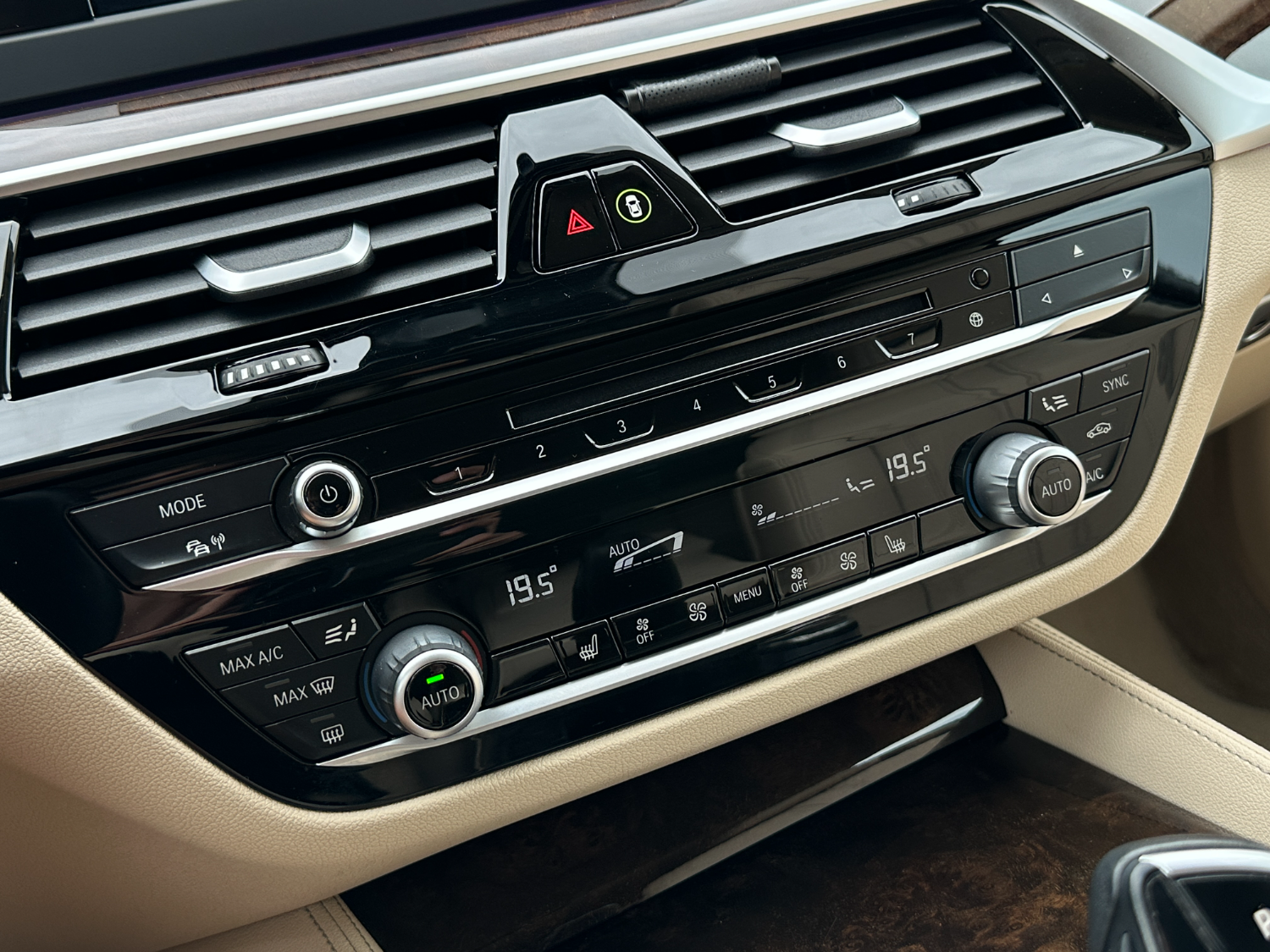 BMW rad 5 530d xDrive A/T
