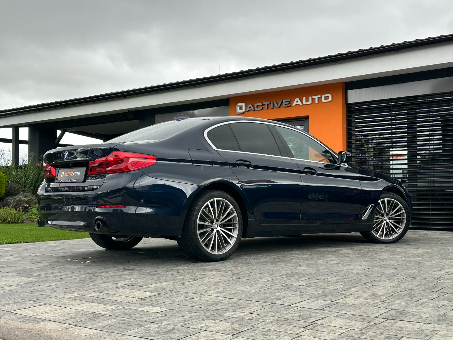 BMW rad 5 530d xDrive A/T