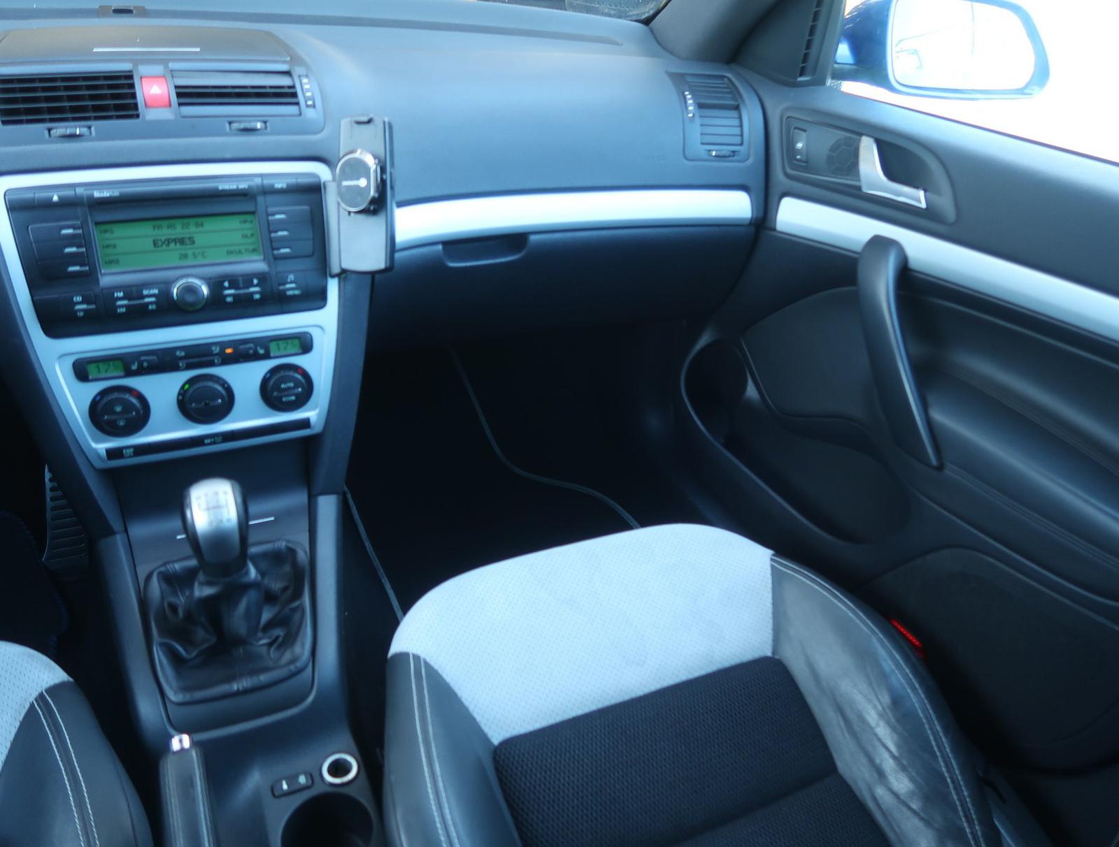 Skoda Octavia RS 2.0 TDI, RS, po STK