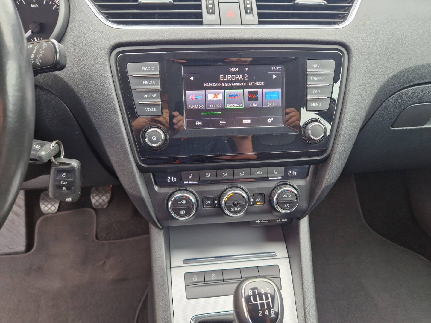 Škoda Octavia Combi 2.0 TDI Elegance/Style