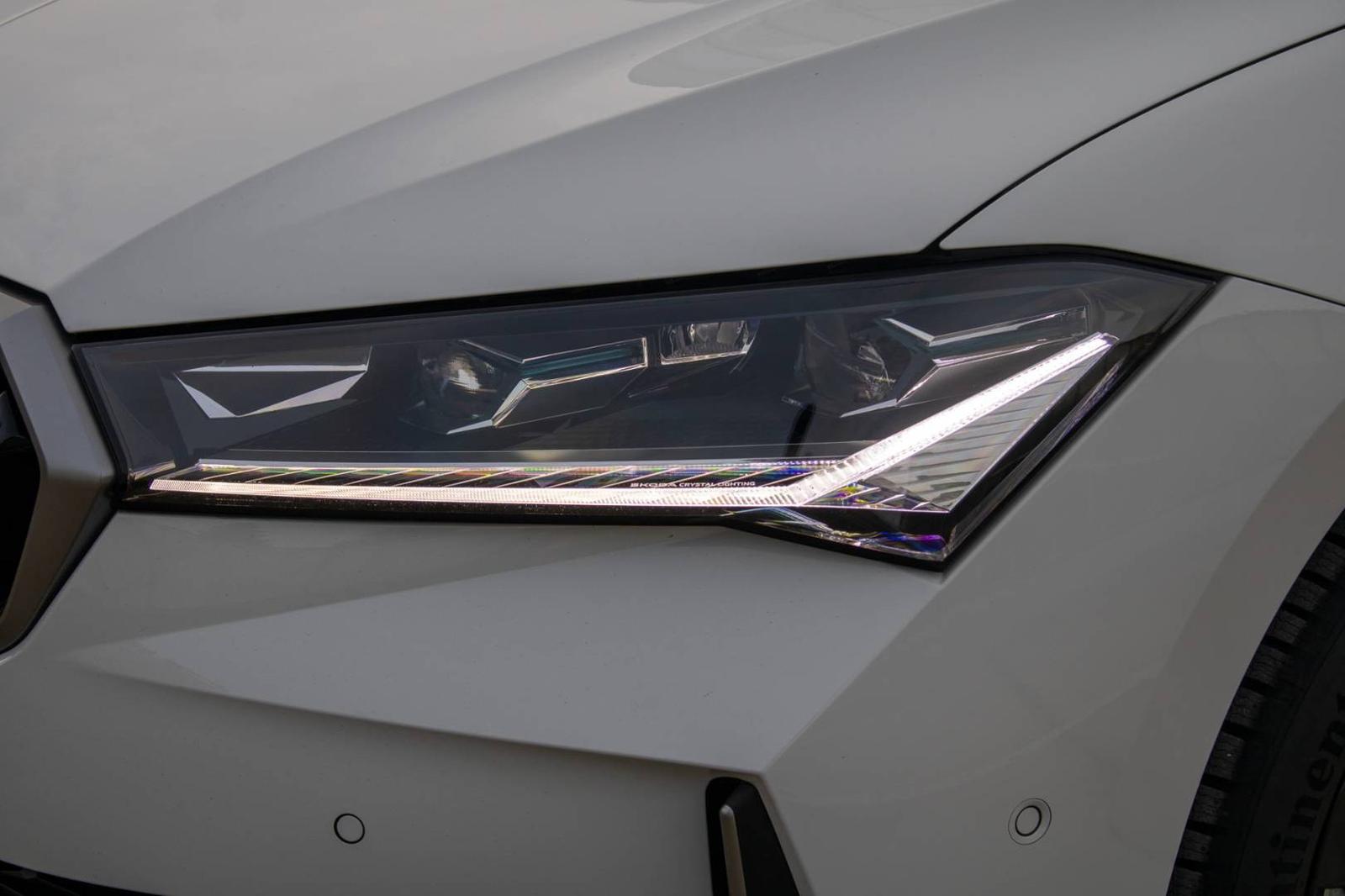 Škoda Superb 2.0 TDI SCR L&K DSG