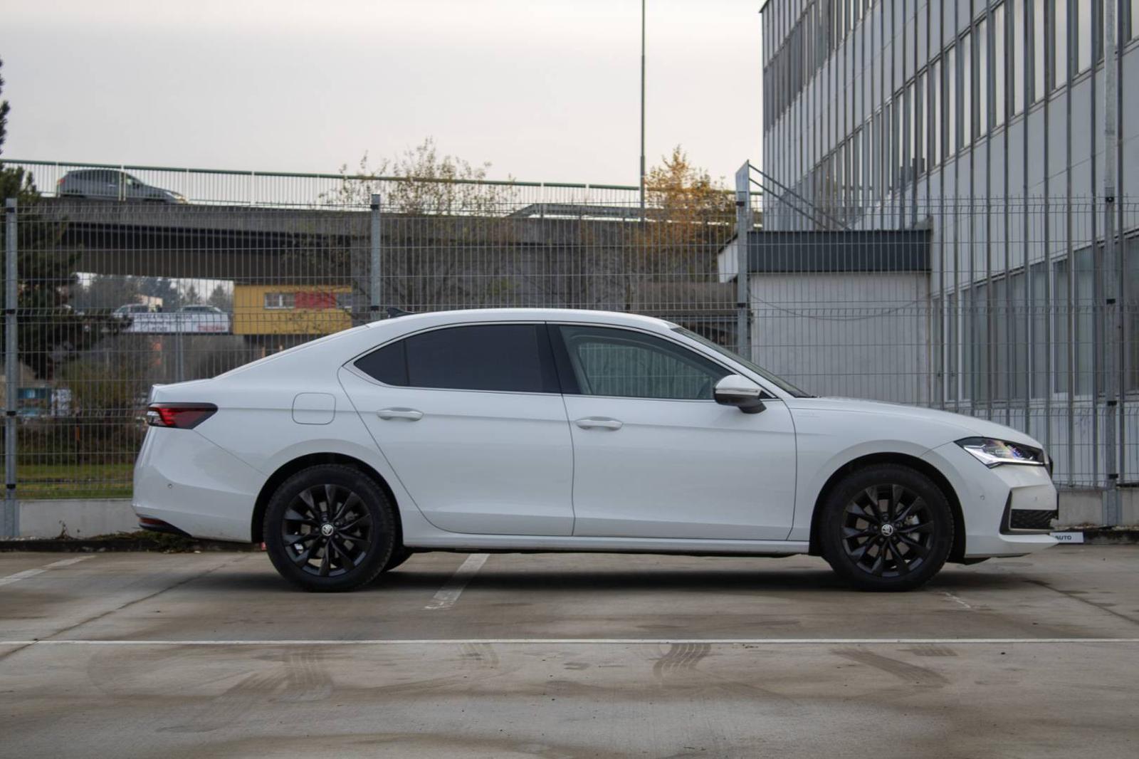 Škoda Superb 2.0 TDI SCR L&K DSG