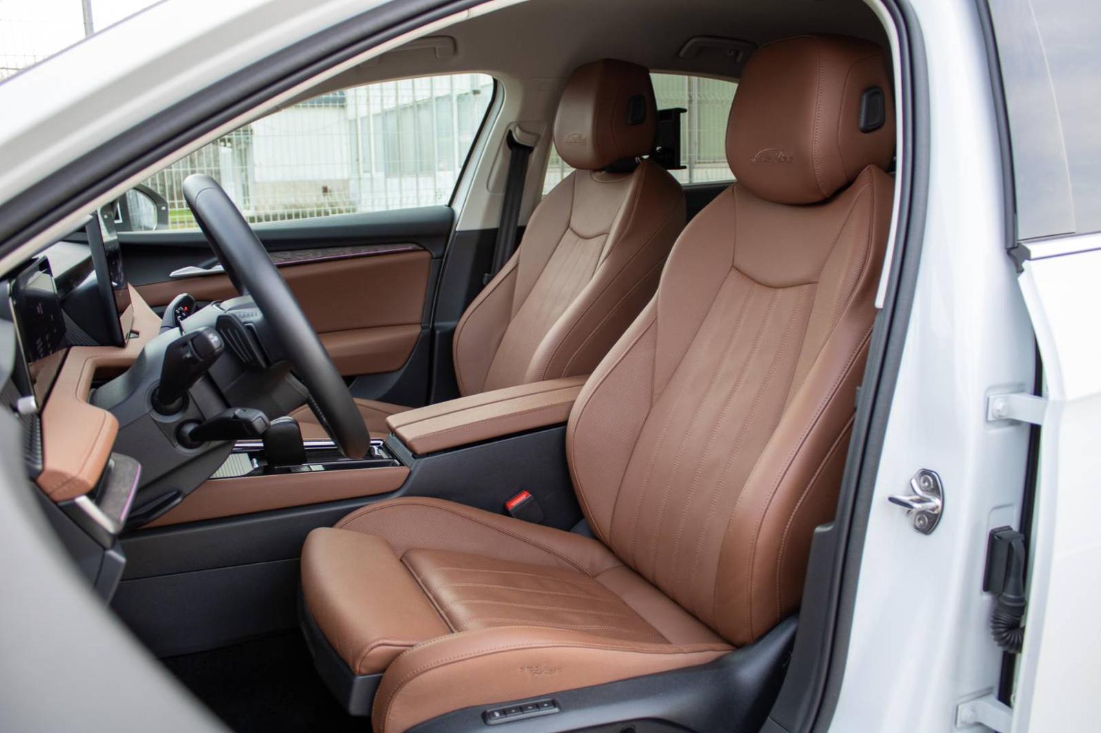 Škoda Superb 2.0 TDI SCR L&K DSG