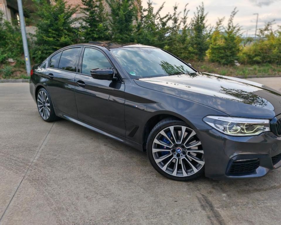 BMW rad 5 540i A/T