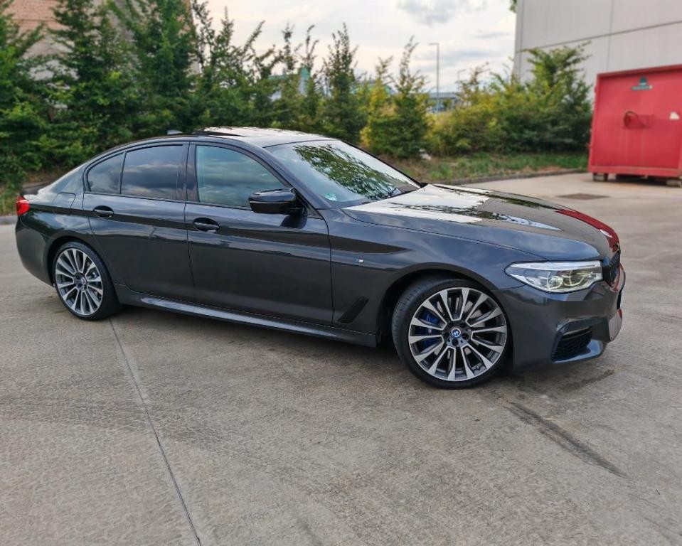 BMW rad 5 540i A/T
