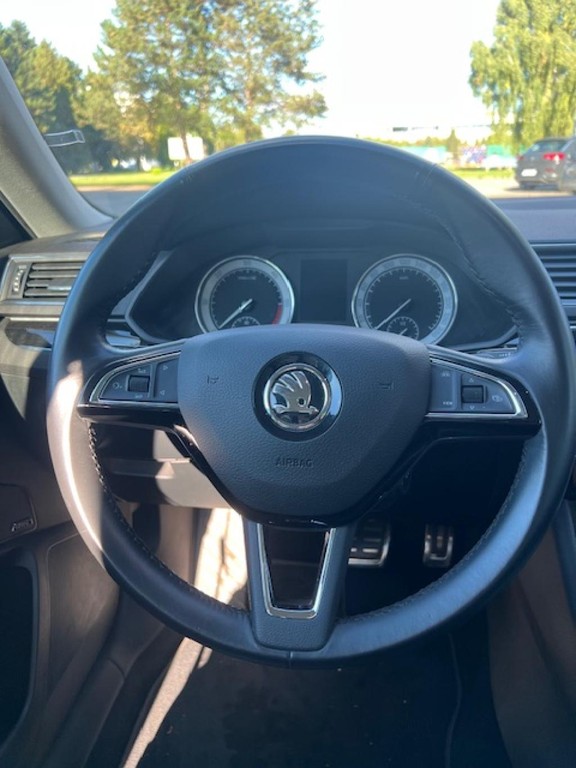 Škoda Superb Combi 2.0 TDI SCR L&K DSG