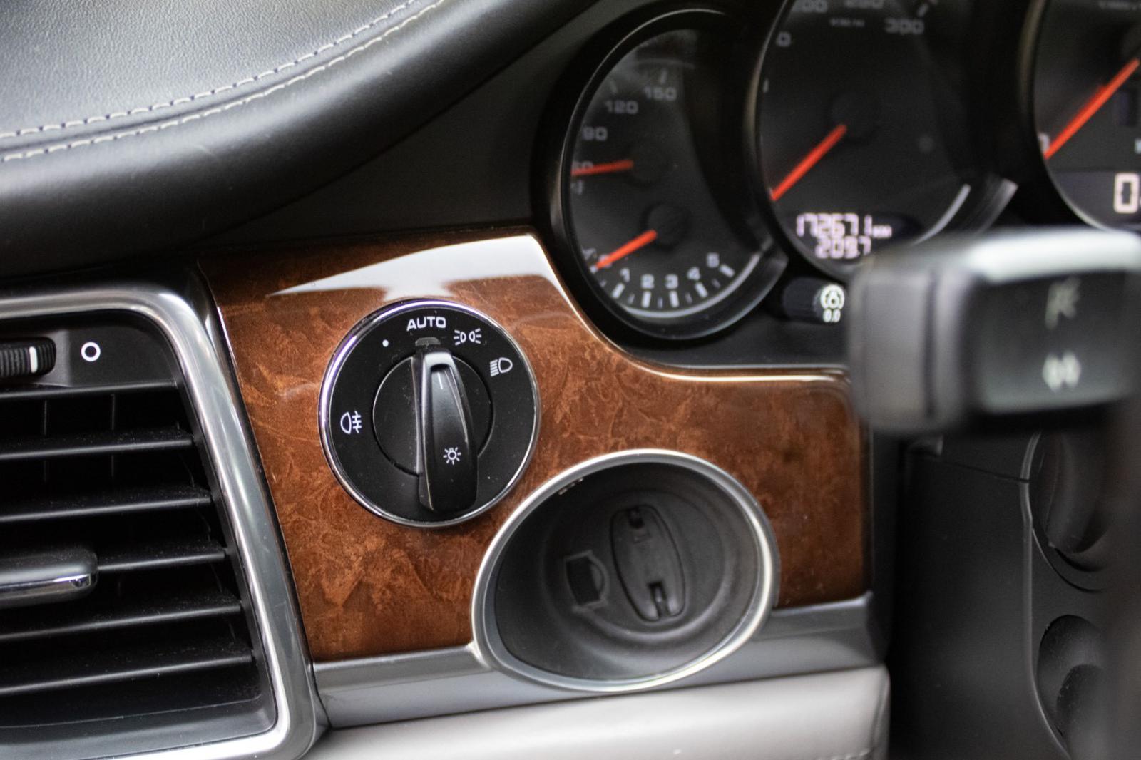 Porsche Panamera 4s