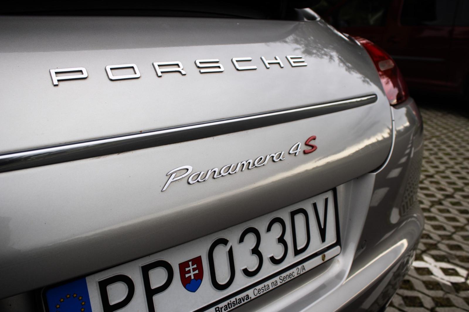 Porsche Panamera 4s