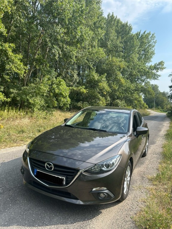 Mazda 3 1.5 Skyactiv -G100 Emotion
