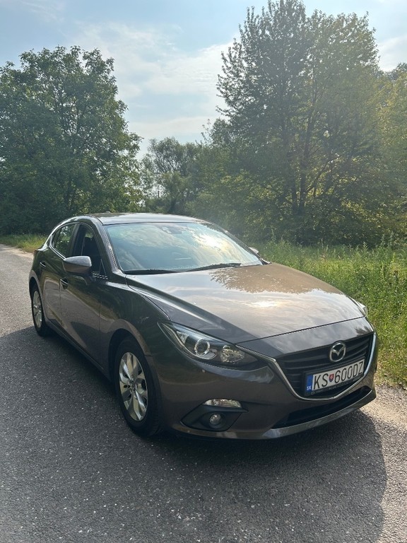 Mazda 3 1.5 Skyactiv -G100 Emotion