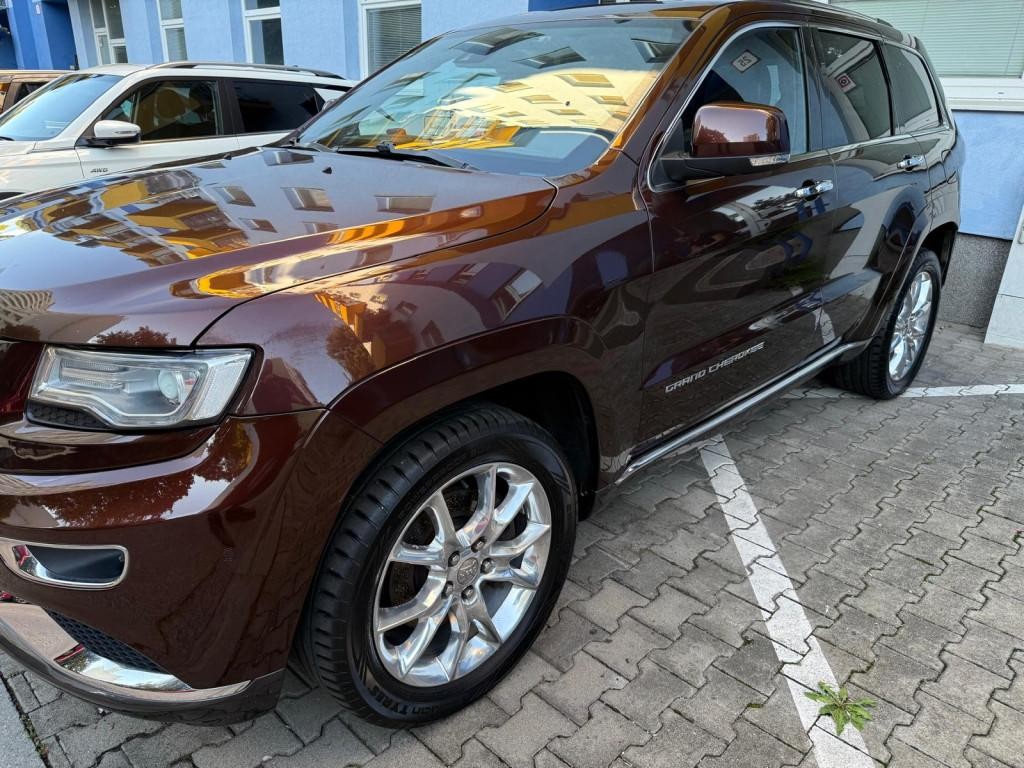 Jeep Grand Cherokee 3.0L V6 TD Summit A/T