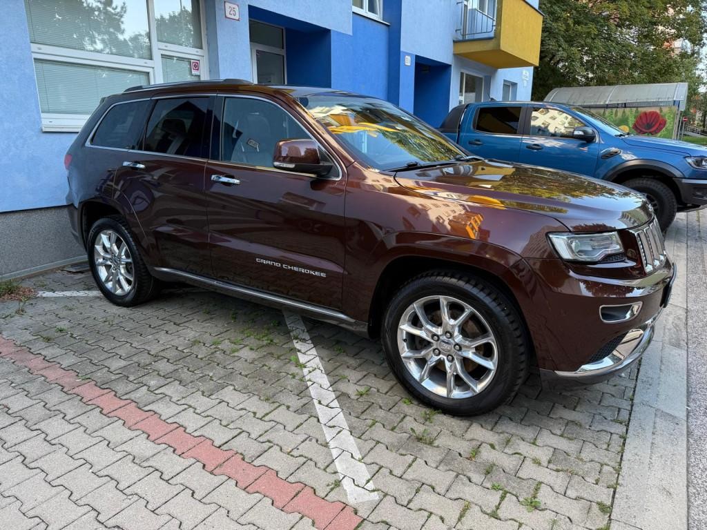 Jeep Grand Cherokee 3.0L V6 TD Summit A/T
