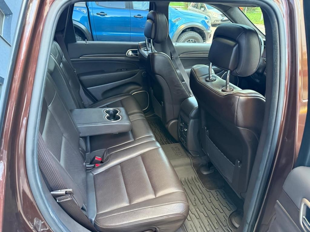 Jeep Grand Cherokee 3.0L V6 TD Summit A/T