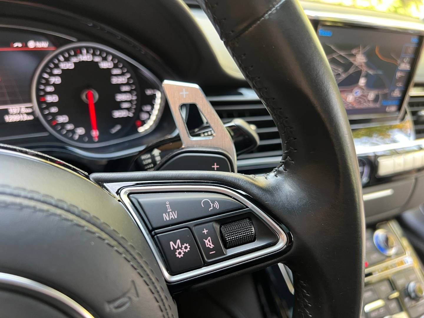 Audi A8 3.0 TDI V6 S-LINE quattro tiptronic BANG OLUFSEN