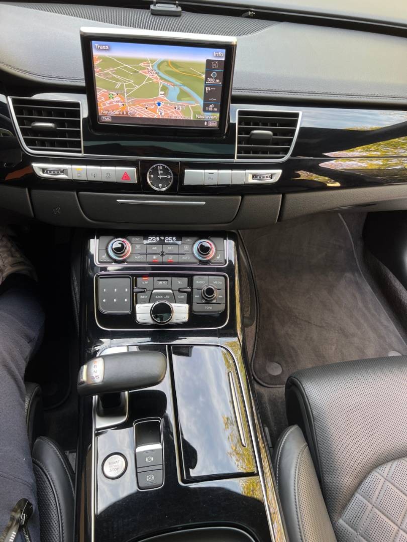 Audi A8 3.0 TDI V6 S-LINE quattro tiptronic BANG OLUFSEN