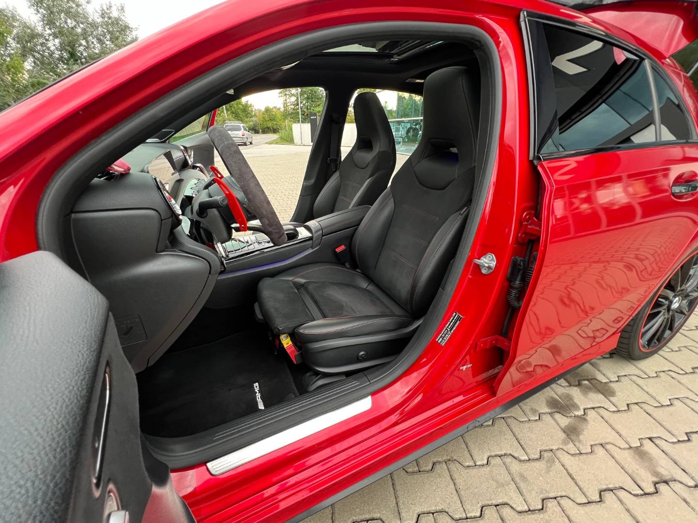 Mercedes-Benz A trieda 200 AMG LINE 163 PS
