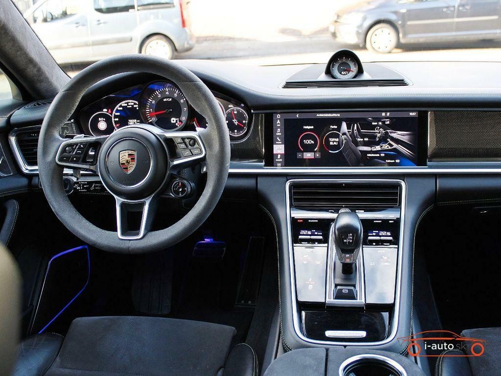 Porsche Panamera GTS