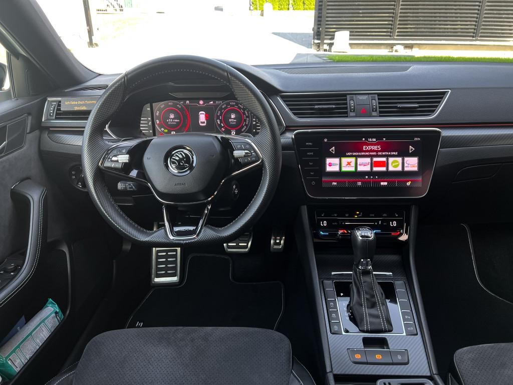 Škoda Superb Combi 2.0 TDI SCR Sportline 4x4 DSG