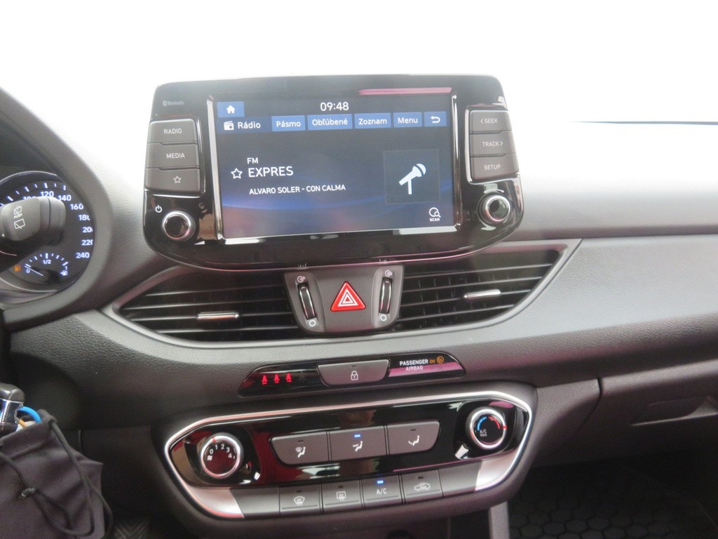 Hyundai i30 1.0 T-GDI