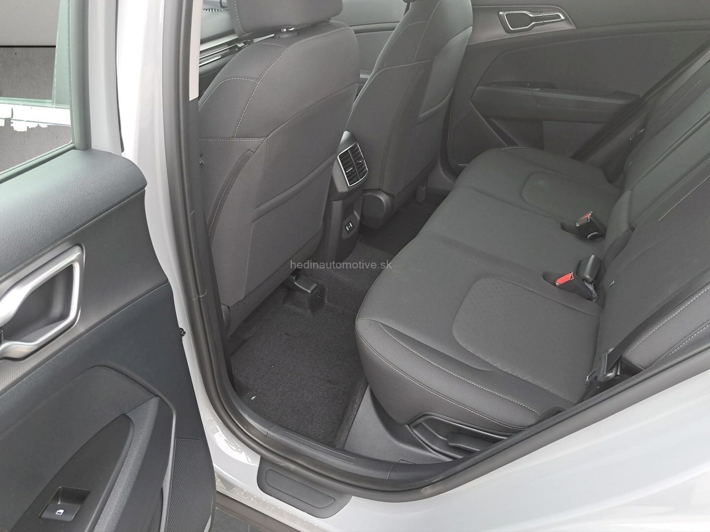 KIA SPORTAGE 1,6 T-GDi FWD 7DCT SILVER 110kW/150K