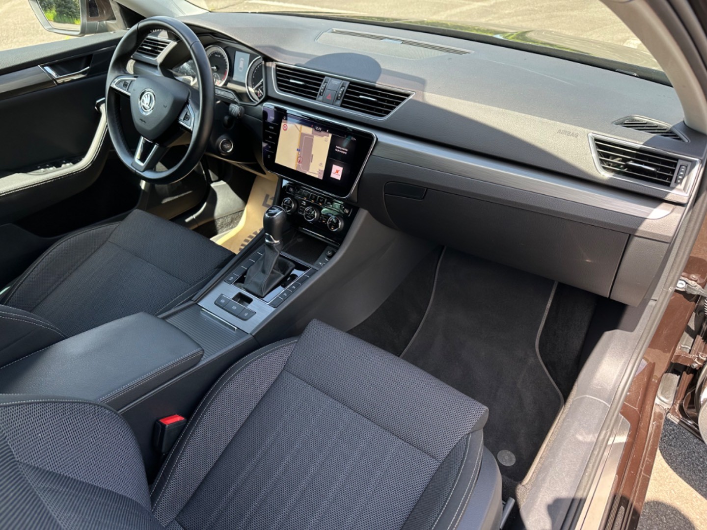 Škoda Superb Combi 1.6 Tdi DSG LED Columbus Kamera