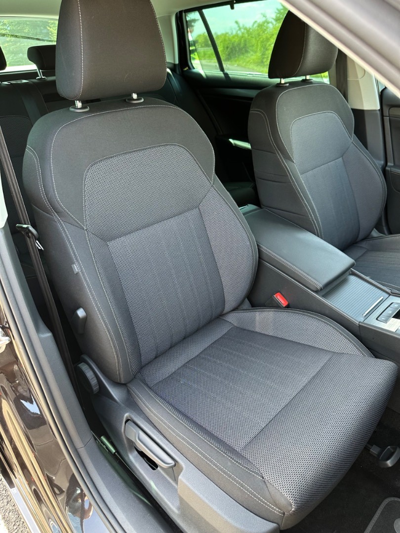 Škoda Superb Combi 1.6 Tdi DSG LED Columbus Kamera