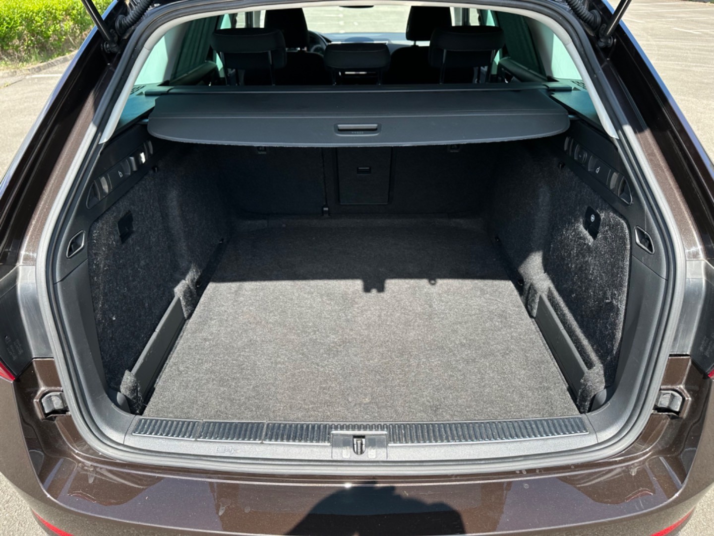 Škoda Superb Combi 1.6 Tdi DSG LED Columbus Kamera