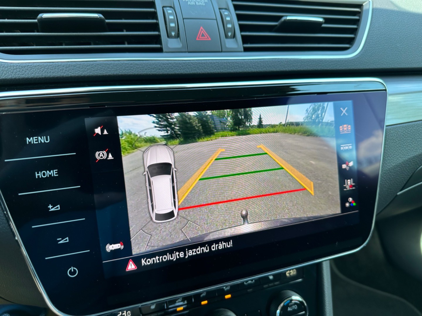 Škoda Superb Combi 1.6 Tdi DSG LED Columbus Kamera