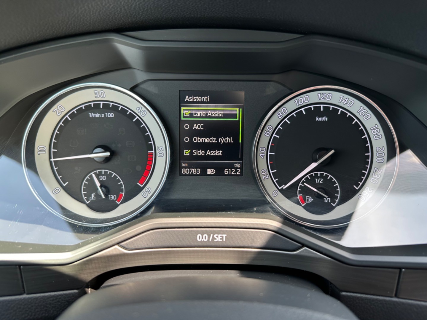 Škoda Superb Combi 1.6 Tdi DSG LED Columbus Kamera