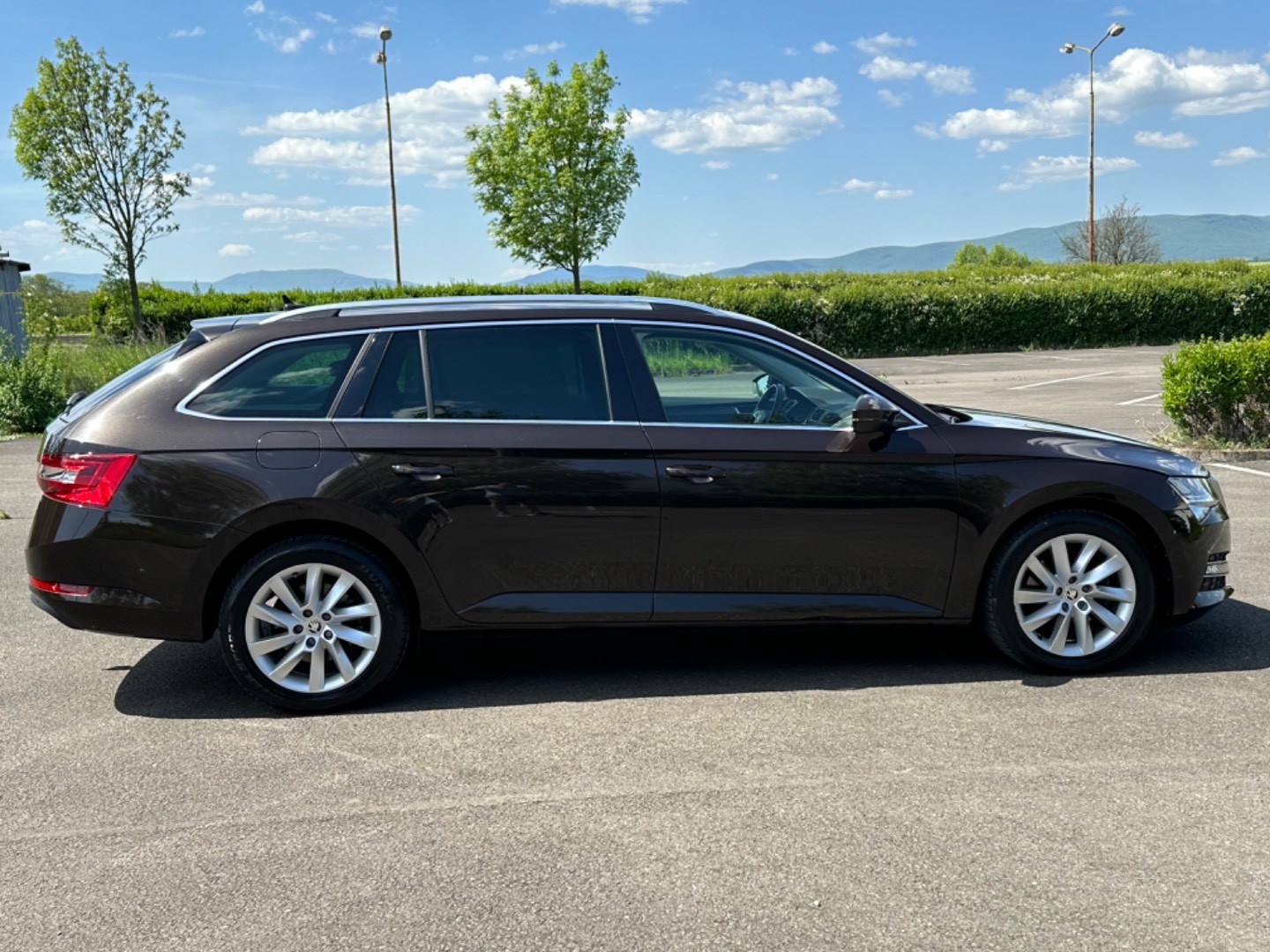 Škoda Superb Combi 1.6 Tdi DSG LED Columbus Kamera