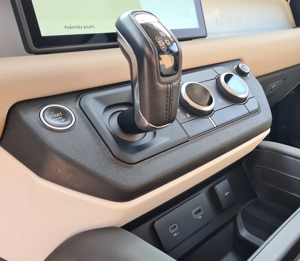 Land Rover Defender 110 2.0D SD4 240k S A/T AWD