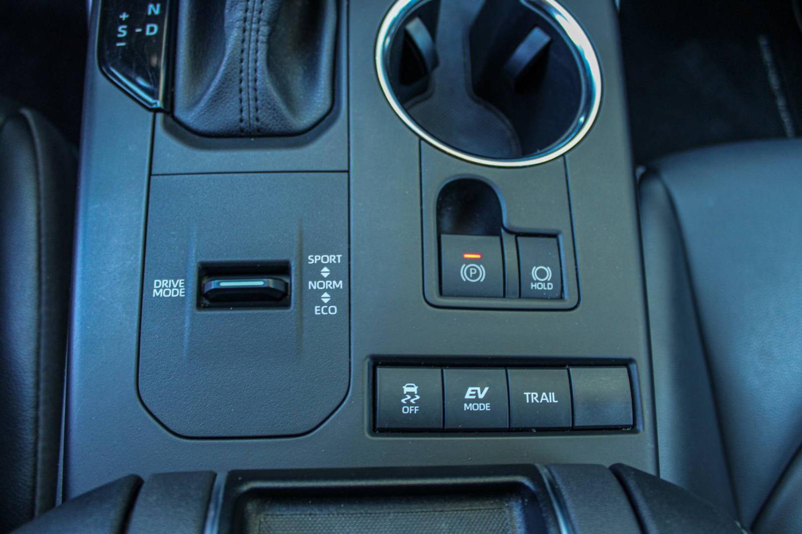 Toyota Highlander 2.5 Hybrid Dynamic Force Comfort AWD e-CVT