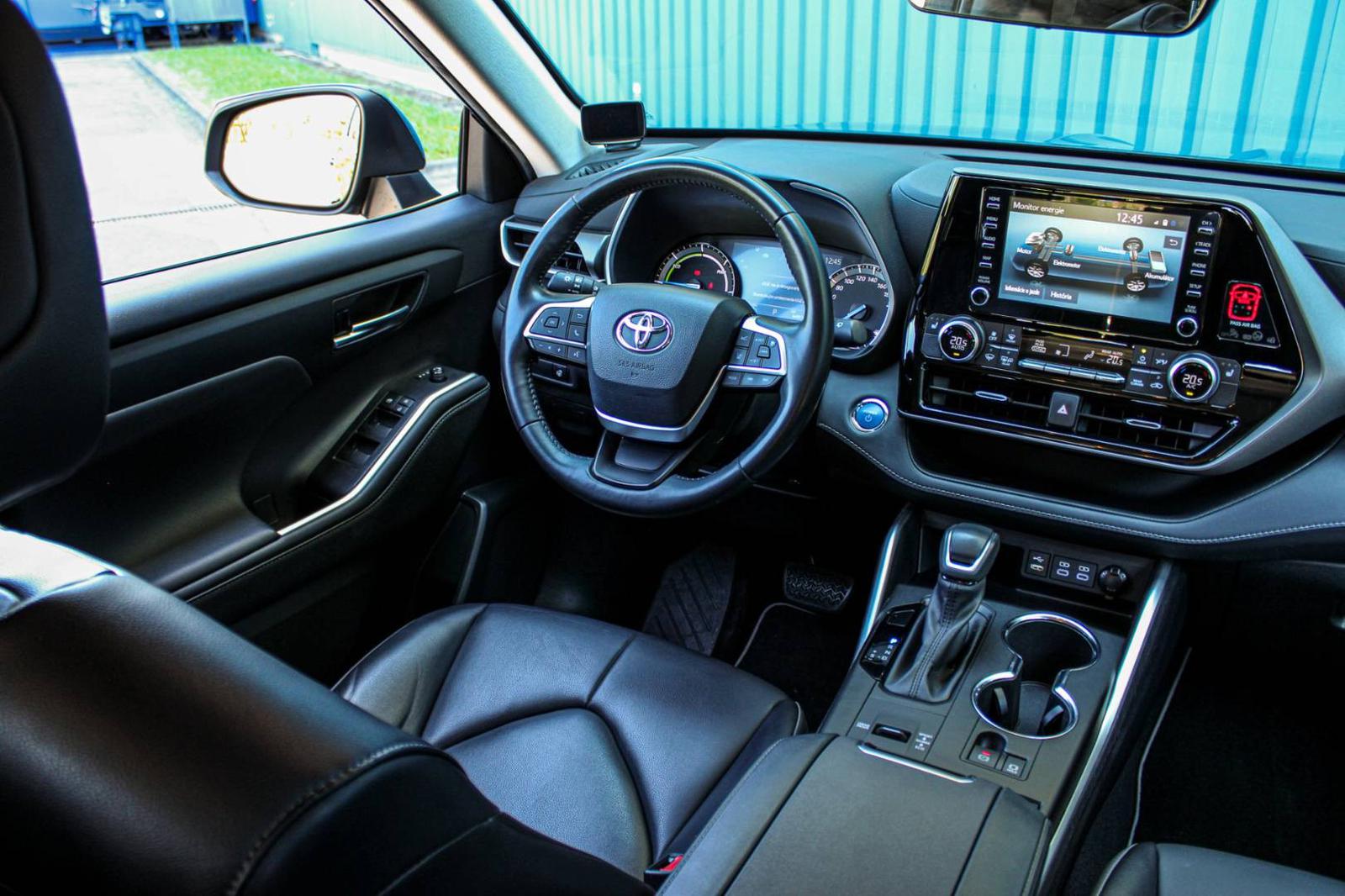 Toyota Highlander 2.5 Hybrid Dynamic Force Comfort AWD e-CVT