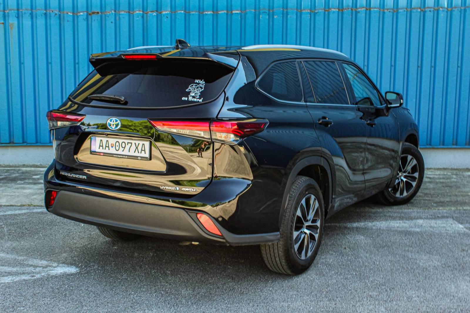 Toyota Highlander 2.5 Hybrid Dynamic Force Comfort AWD e-CVT