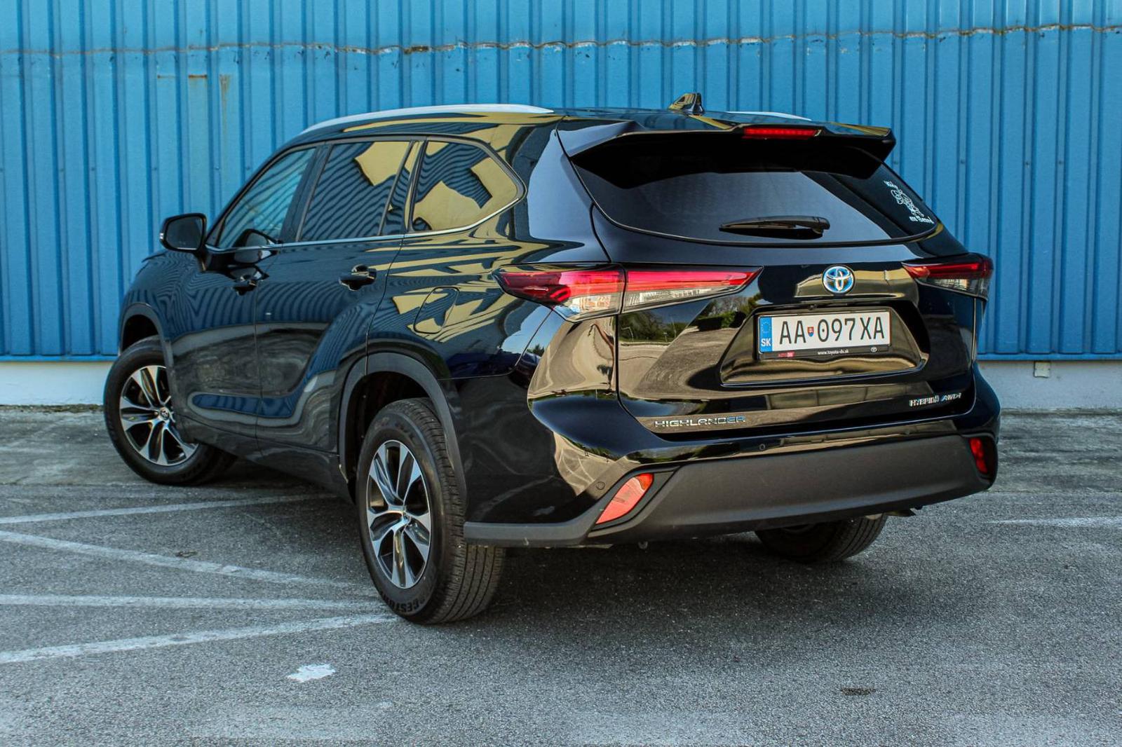 Toyota Highlander 2.5 Hybrid Dynamic Force Comfort AWD e-CVT