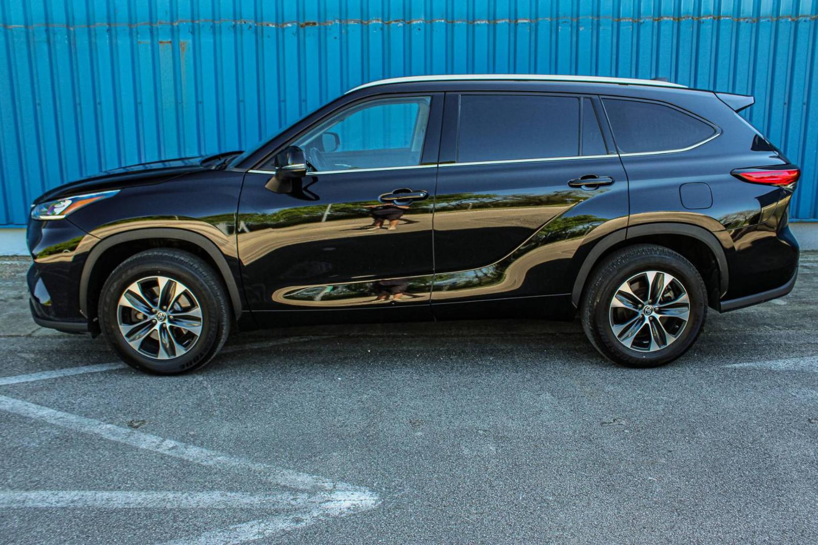 Toyota Highlander 2.5 Hybrid Dynamic Force Comfort AWD e-CVT