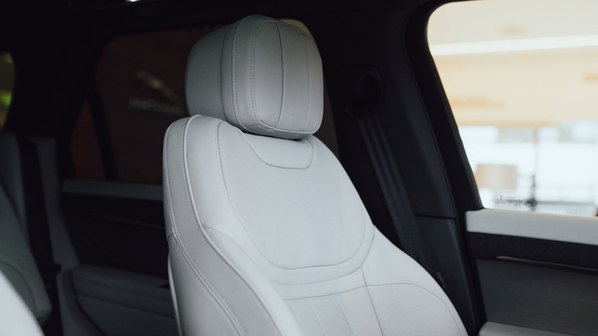 Land Rover Range Rover Sport 3.0D I6 D300 SE