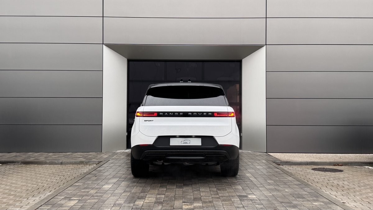 Land Rover Range Rover Sport 3.0D I6 D300 SE