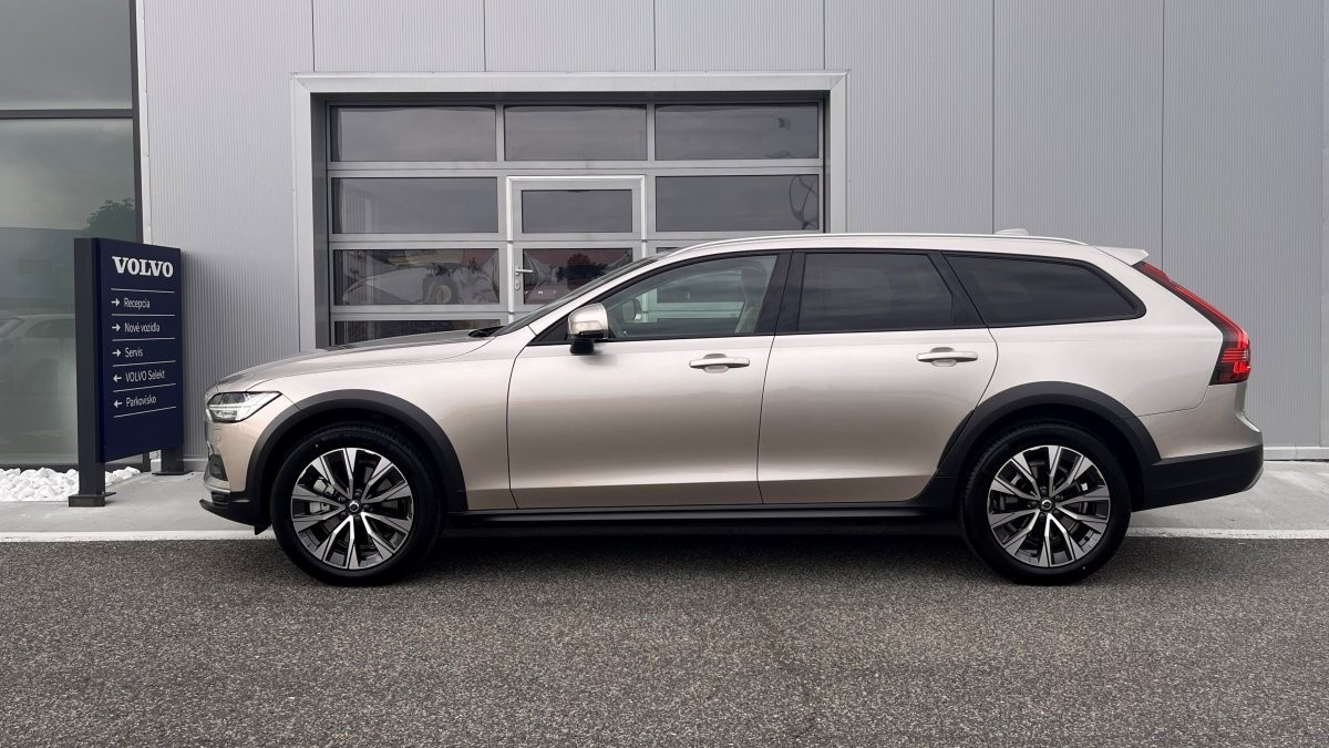 Volvo V90 Cross Country B4 (D) Core AT8 AWD