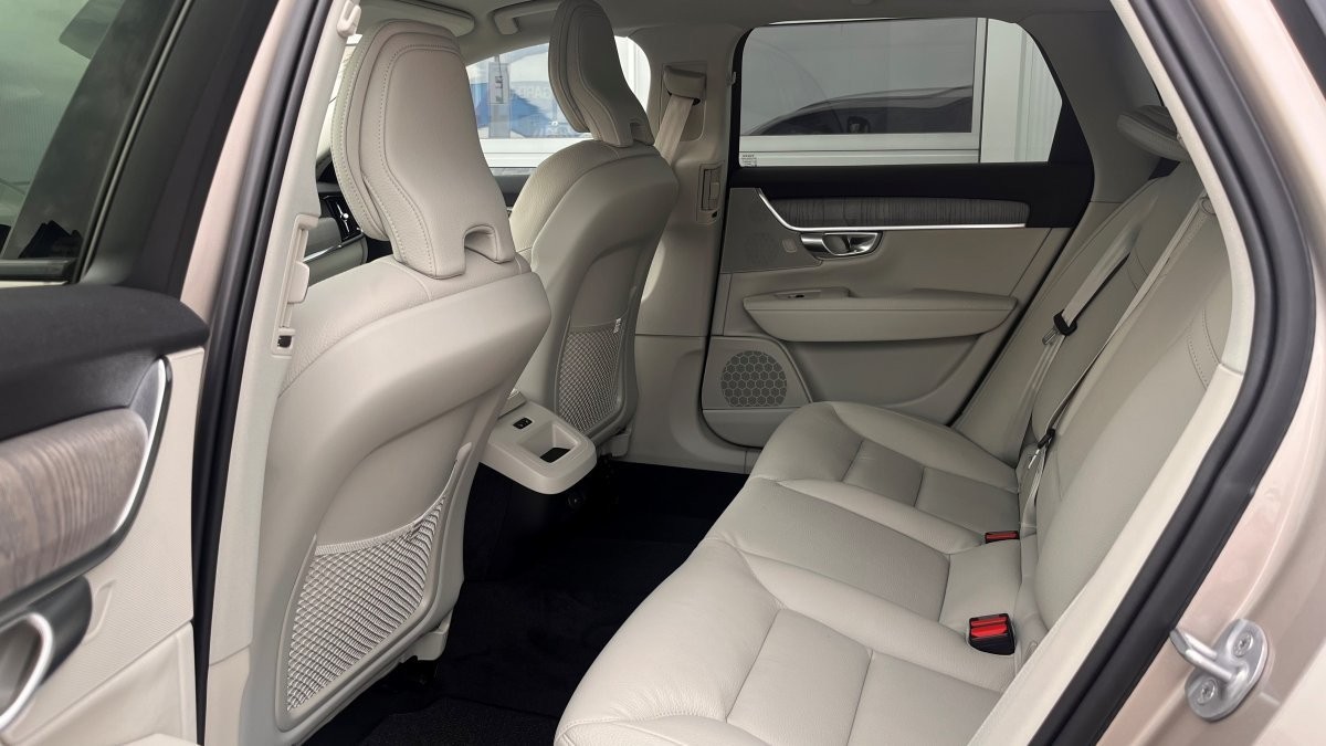 Volvo V90 Cross Country B4 (D) Core AT8 AWD