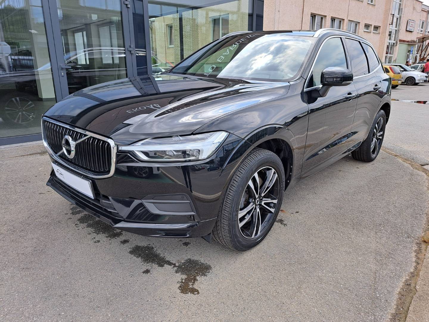 Volvo XC60 B4 Momentum AWD A/T