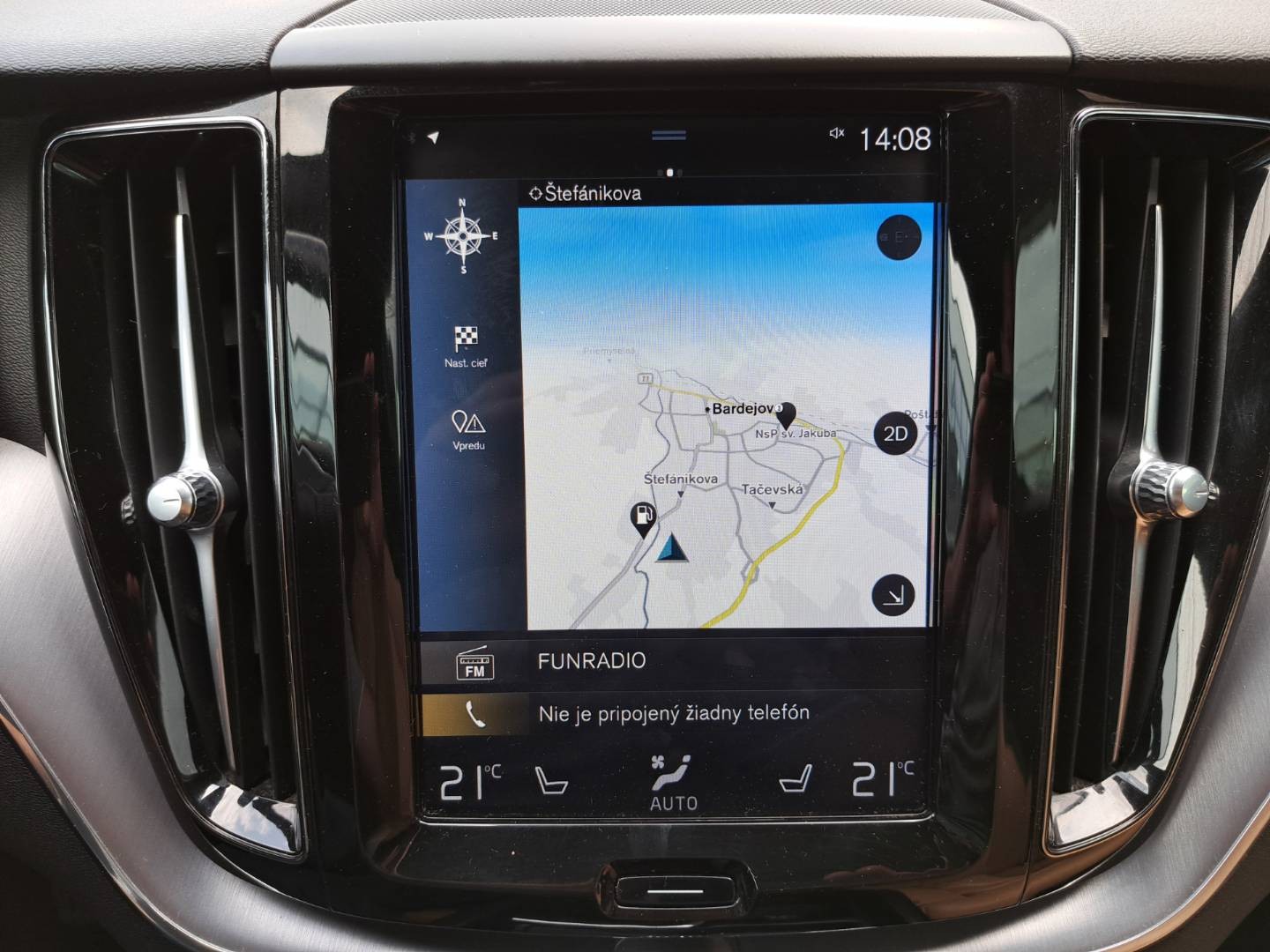 Volvo XC60 B4 Momentum AWD A/T